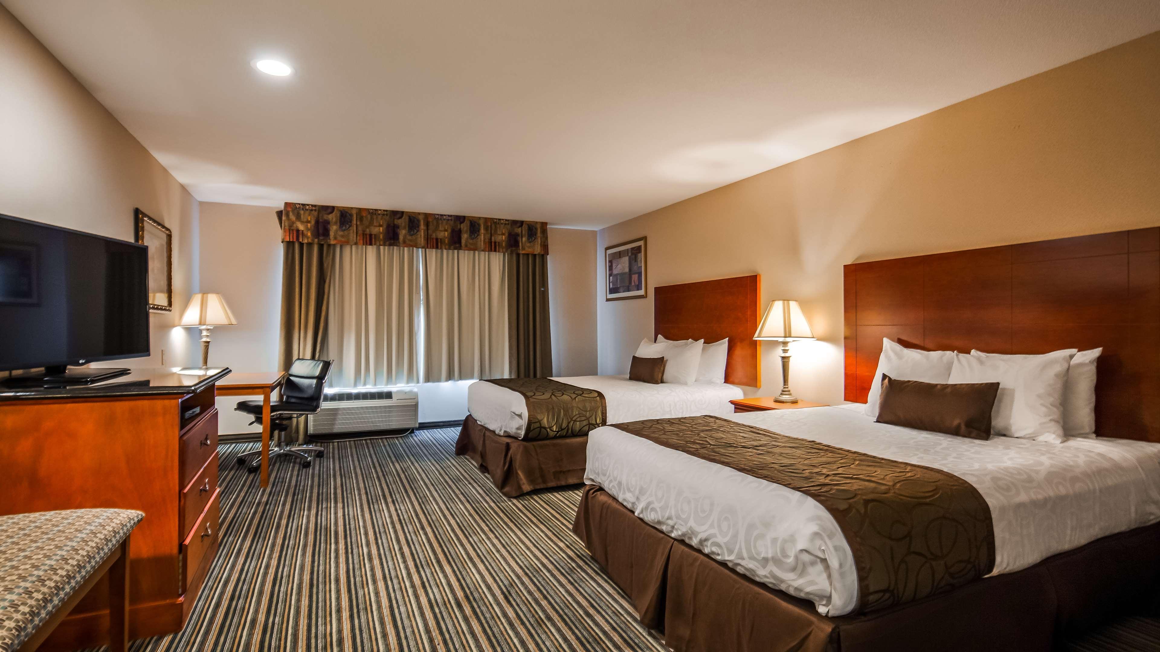 Best Western Plus Twin View Inn And Suites Реддинг Экстерьер фото