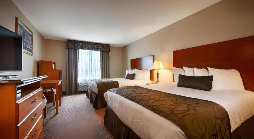 Best Western Plus Twin View Inn And Suites Реддинг Экстерьер фото